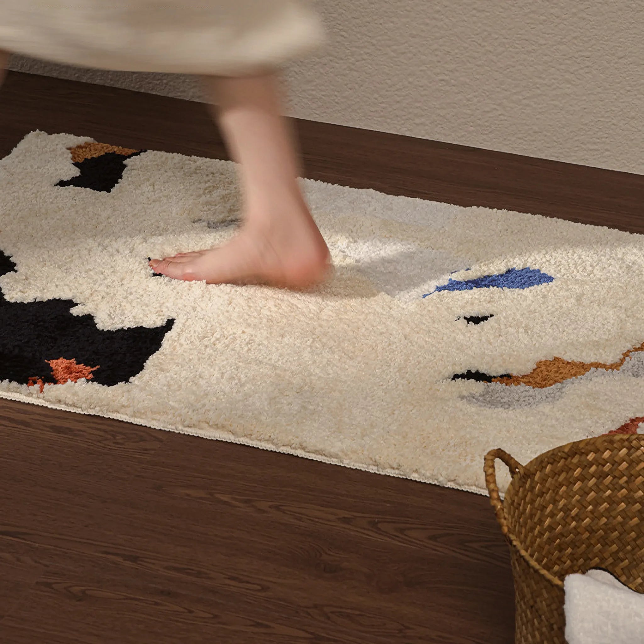 Small Rugs for UK Flats: How to Make Compact Spaces Feel Intentional
