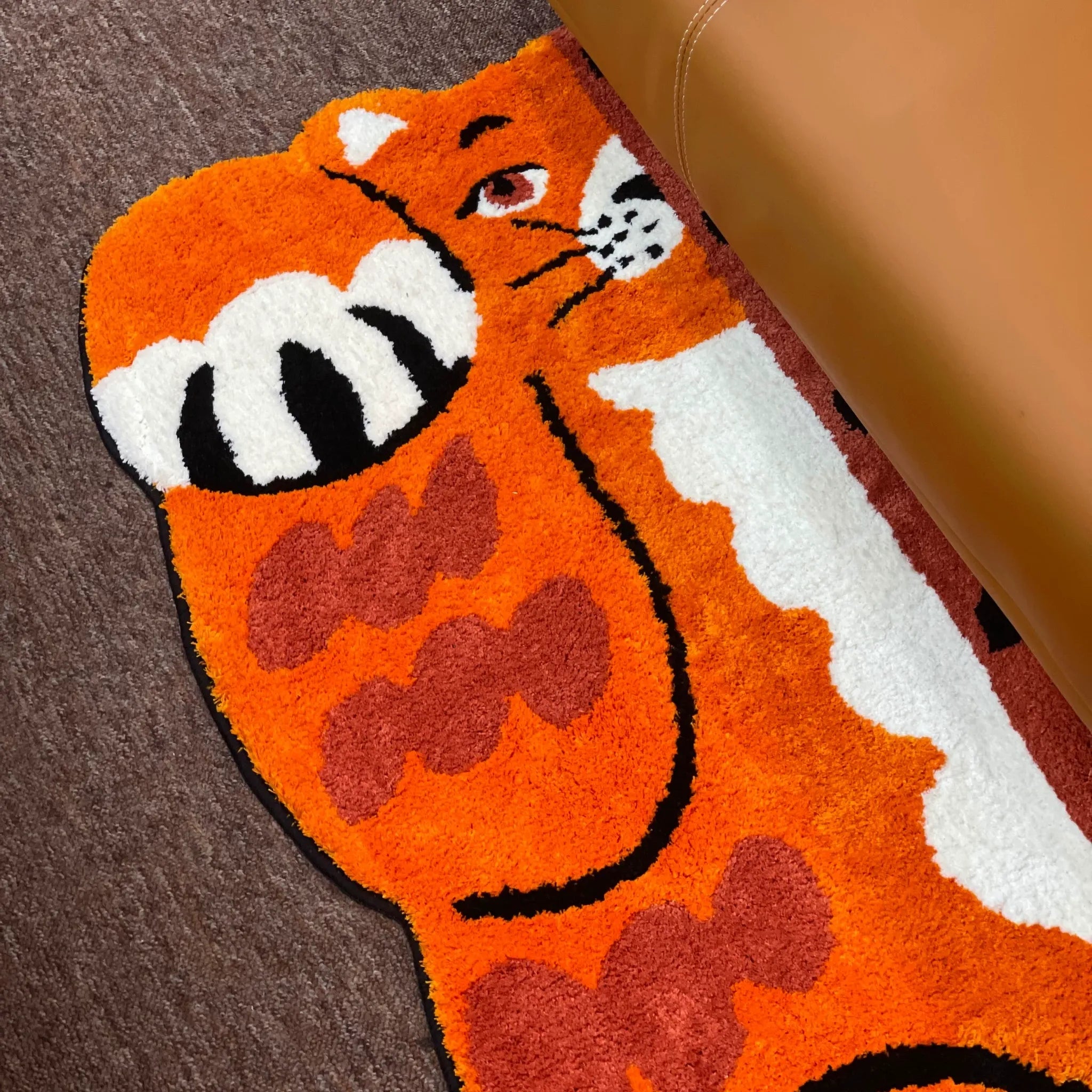 Animal Shaped Rugs vs Animal Print Rugs: Does Shape or Pattern Make More Impact?