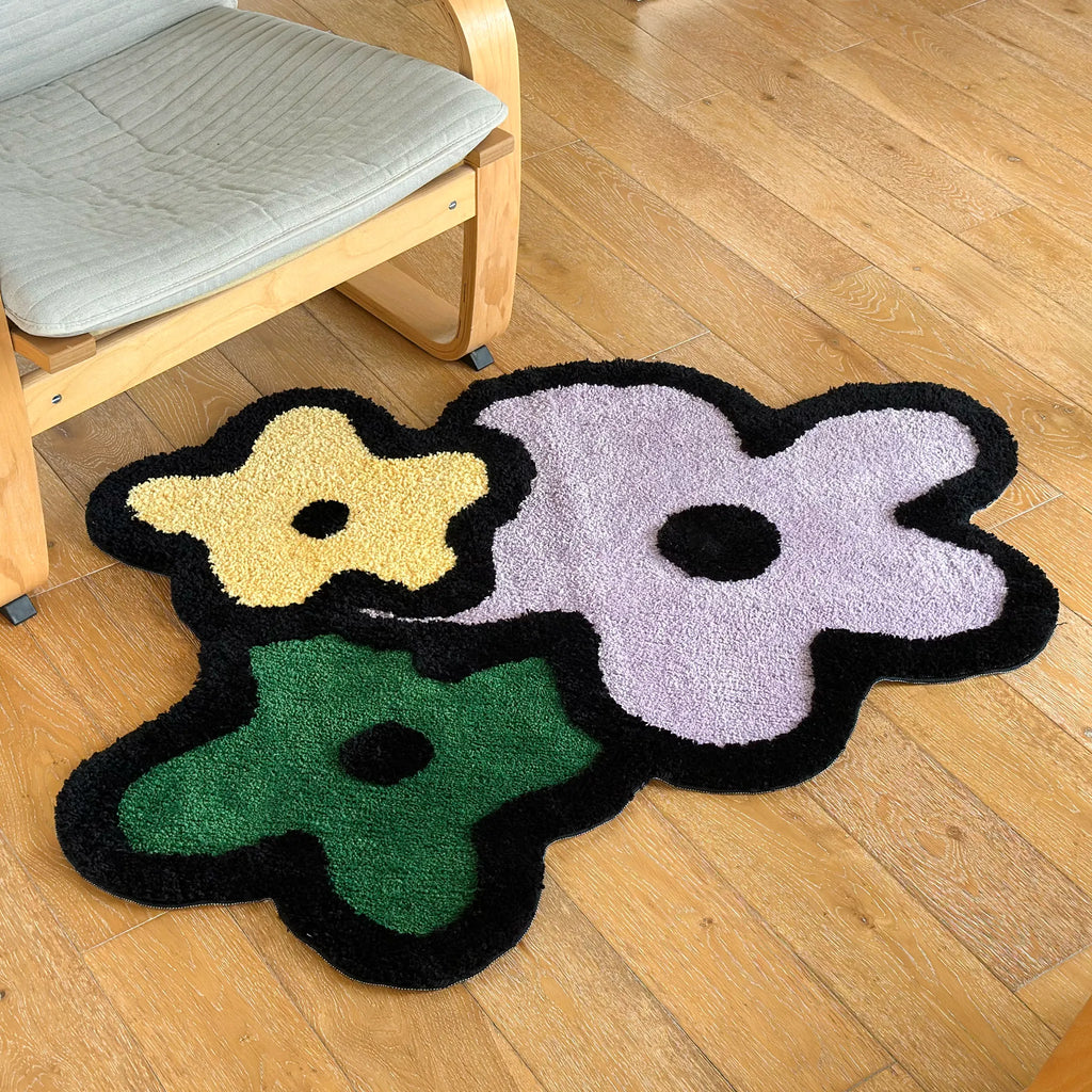 Lola Lavender Yellow Green Graphic Flower Shaped Tufted Rug
