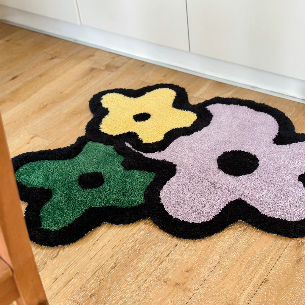 Lola Lavender Yellow Green Graphic Flower Shaped Tufted Rug
